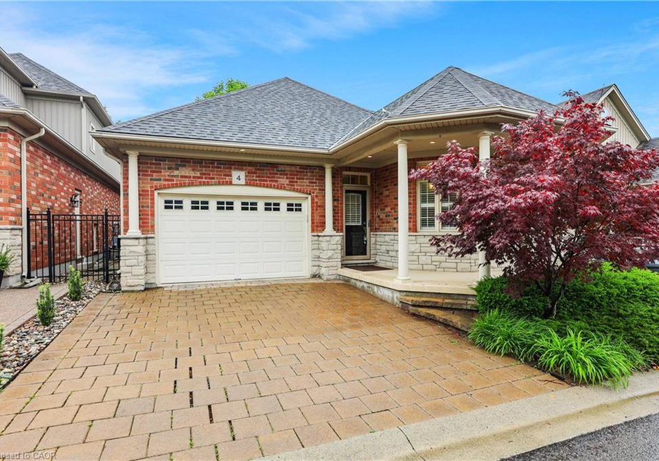 8-muscat-drive-grimsby-ontario-40805750
