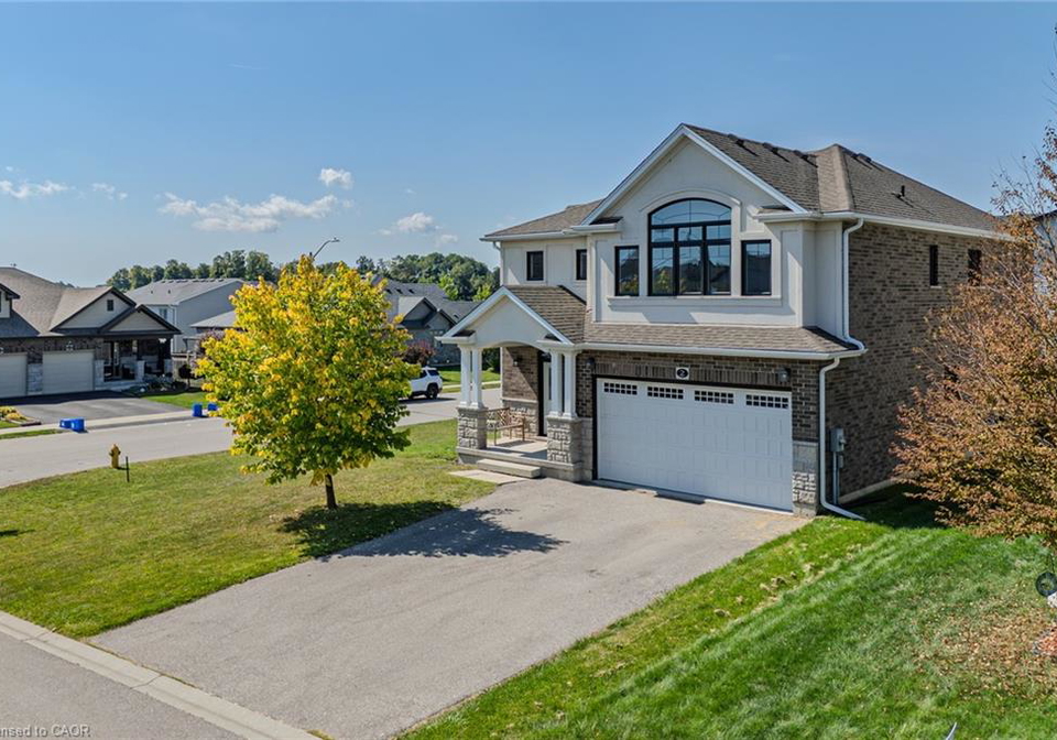 2-sedge-avenue-simcoe-ontario-40805800