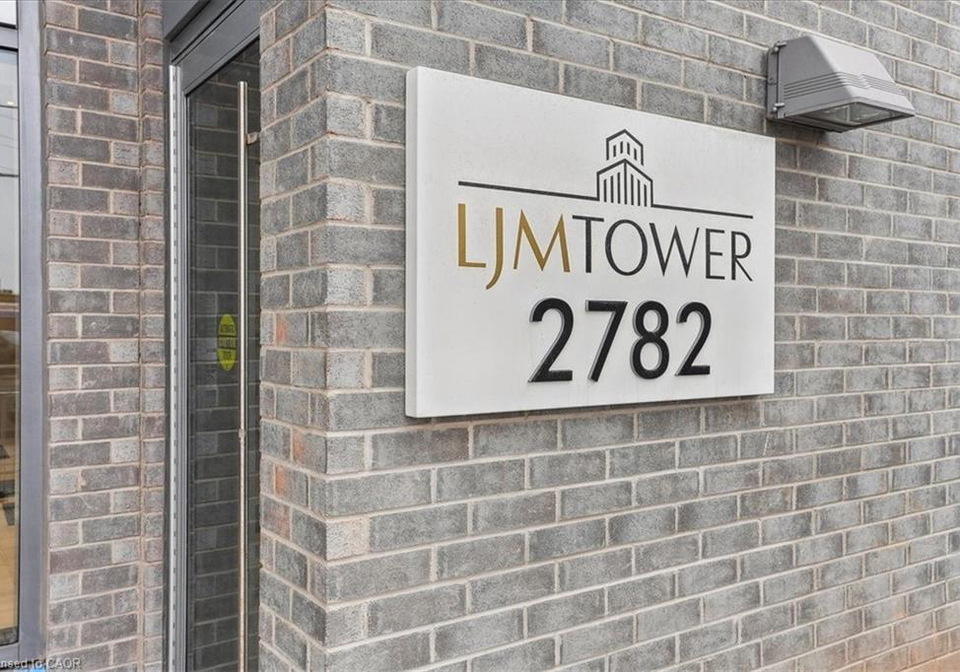 2782-barton-street-e-stoney-creek-ontario-40805806