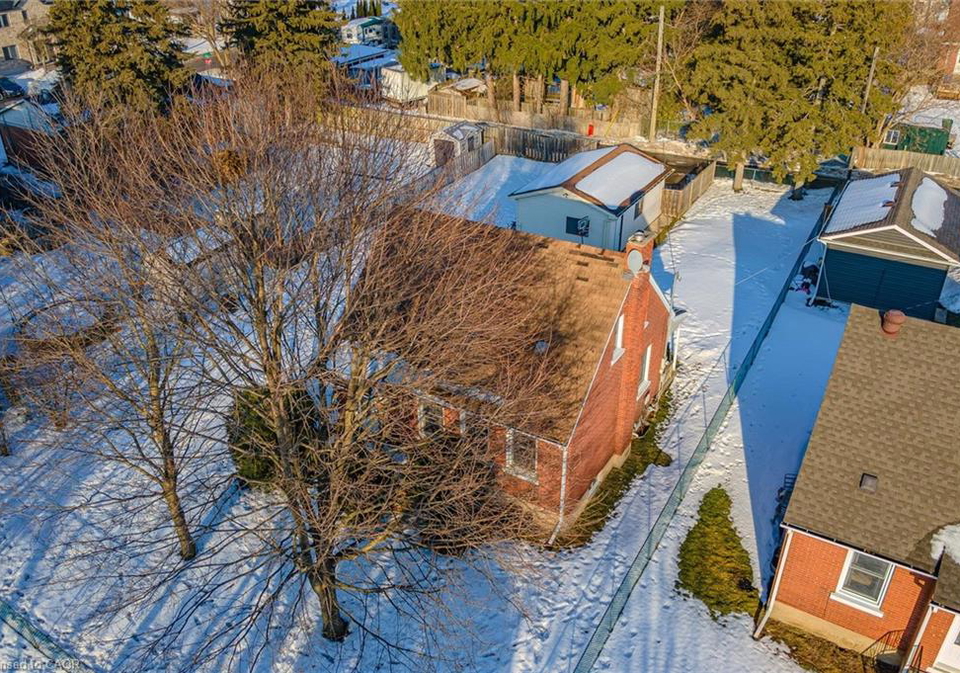 81-harvey-lane-cambridge-ontario-40805817