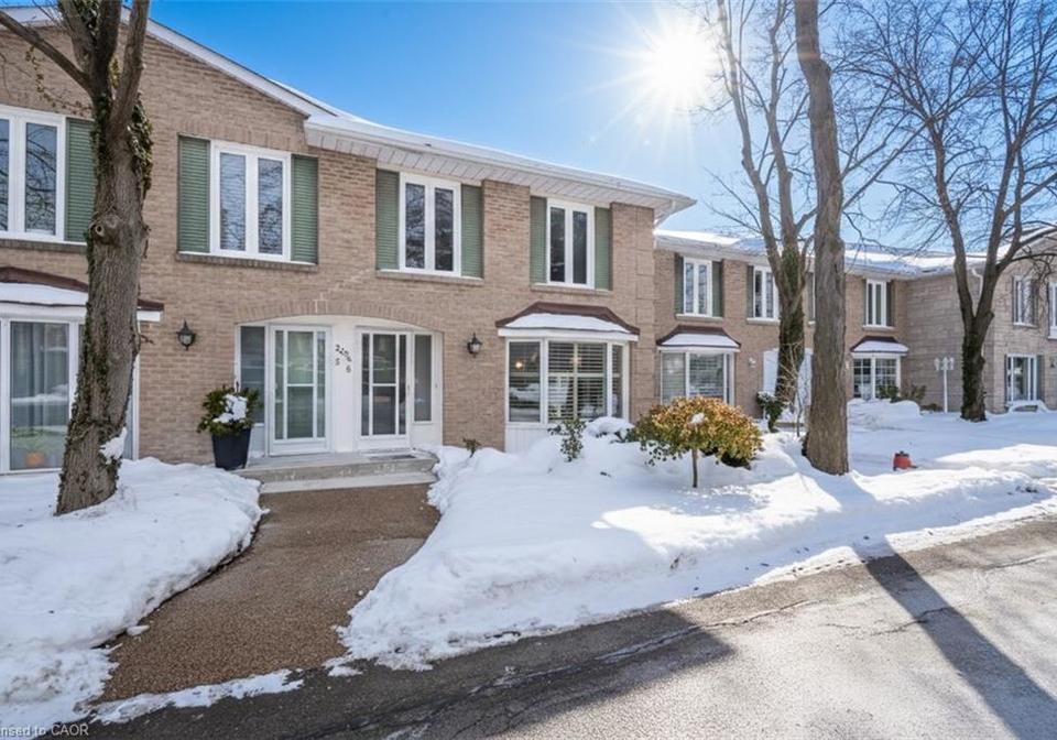 2054-brant-street-burlington-ontario-40805819