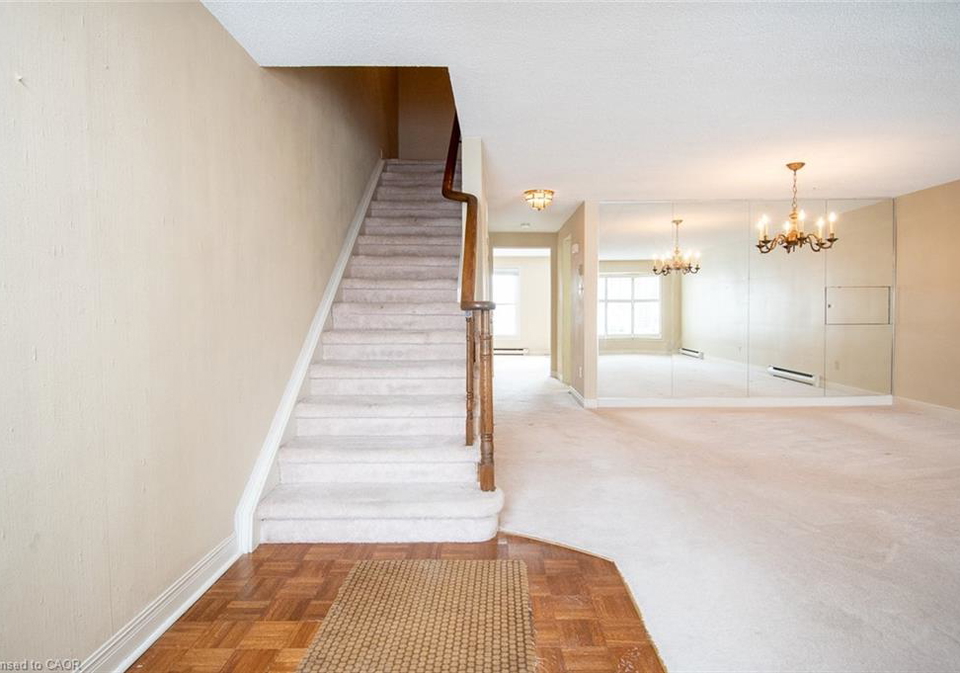 2054-brant-street-burlington-ontario-40805819