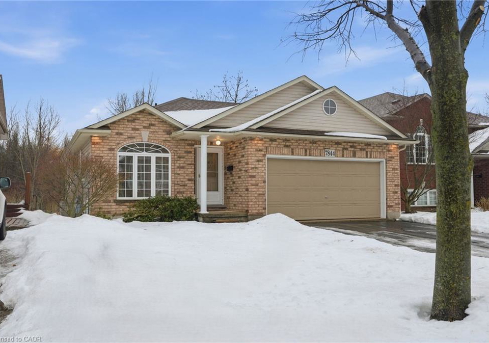 7844-charnwood-avenue-niagara-falls-ontario-40805829