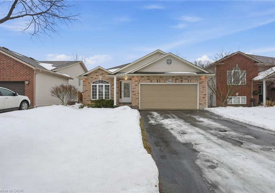 7844-charnwood-avenue-niagara-falls-ontario-40805829