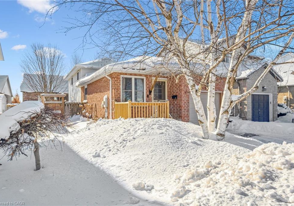 527-mctavish-street-fergus-ontario-40805901