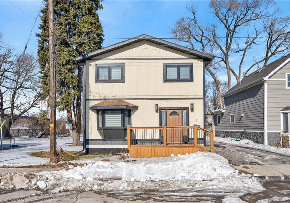 9-bayside-avenue-hamilton-ontario-40805910