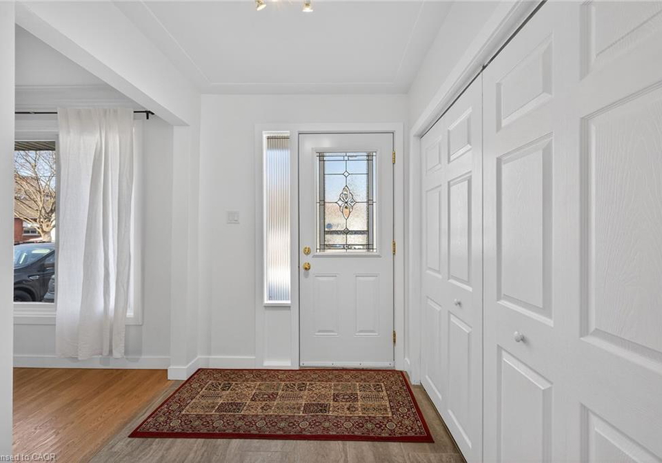 280-thayer-avenue-hamilton-ontario-40805931