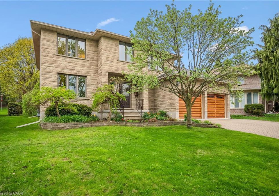 82-corfield-drive-kitchener-ontario-40805962