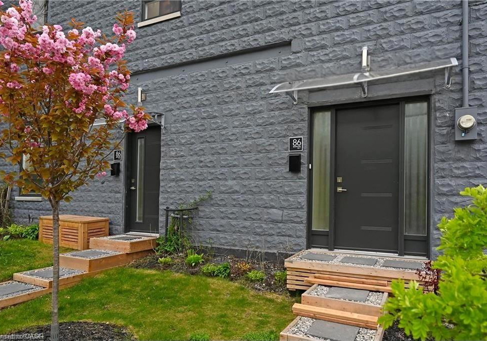 86-birge-street-hamilton-ontario-40805977