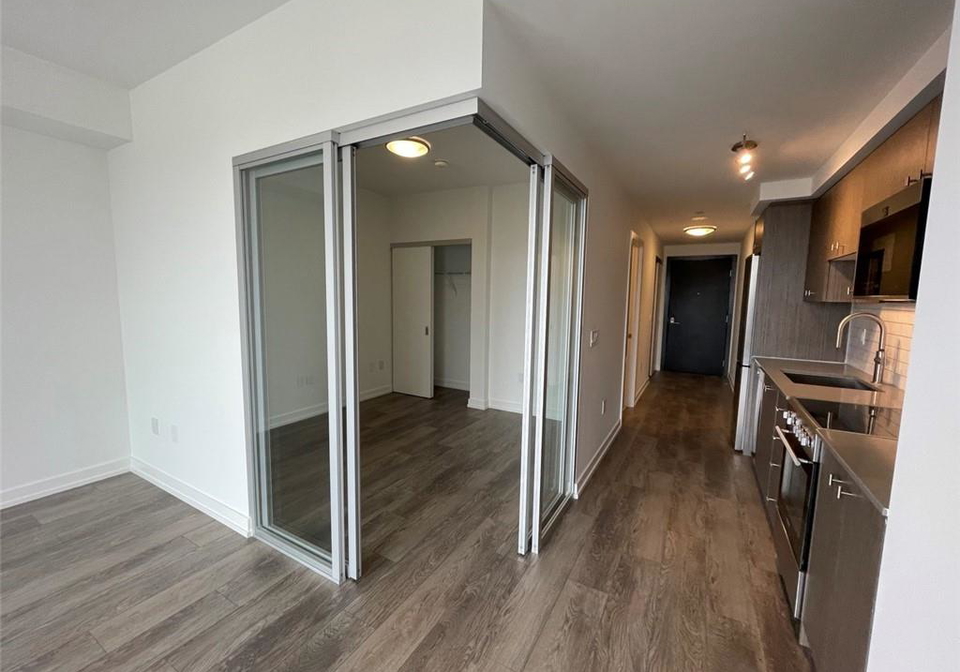 15-wellington-street-s-kitchener-ontario-40806007