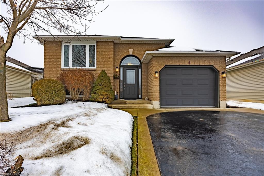 4-glengary-crescent-caledonia-ontario-40806018