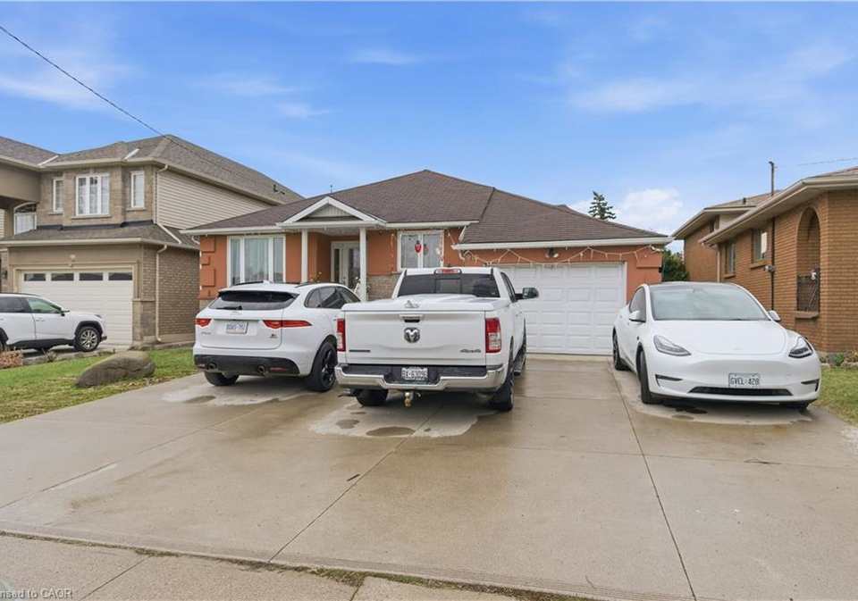 916-stone-church-road-e-hamilton-ontario-40806049