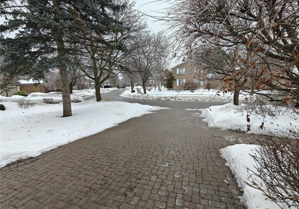 362-pommel-gate-crescent-waterloo-ontario-40806058