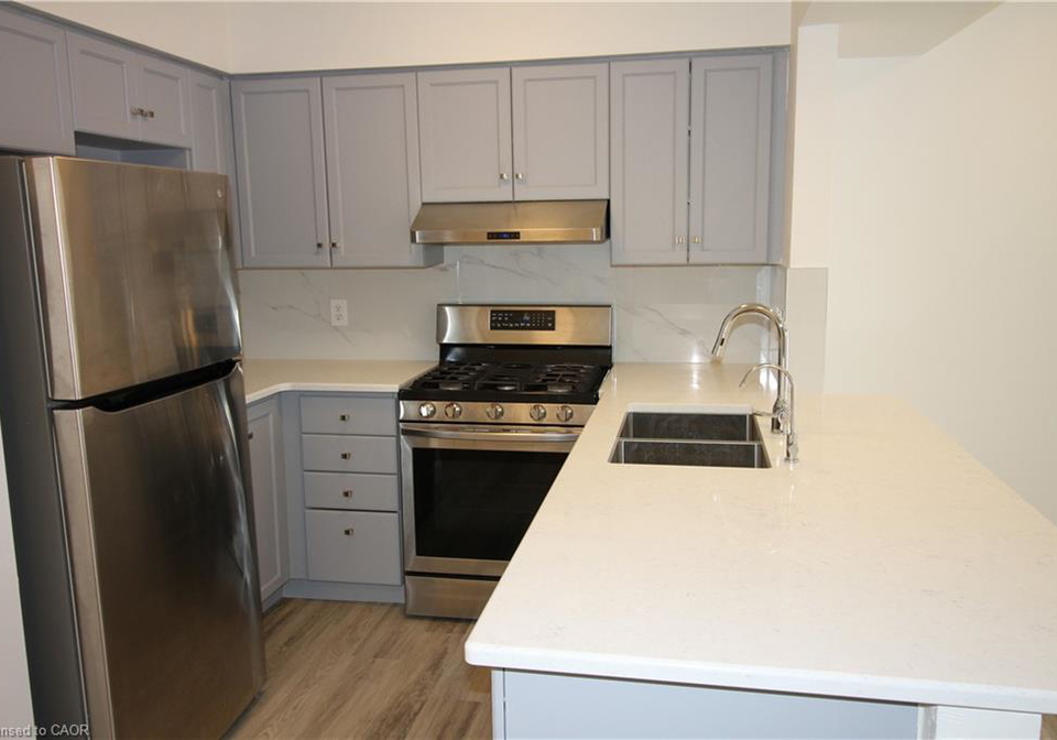 532-mariner-drive-waterloo-ontario-40806071