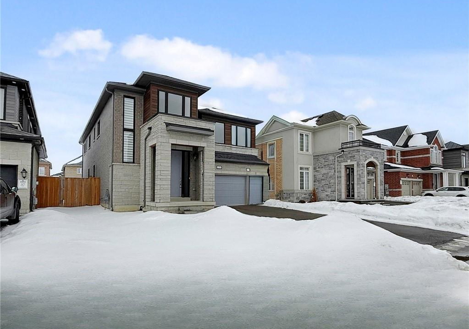 151-whittington-drive-hamilton-ontario-40806082