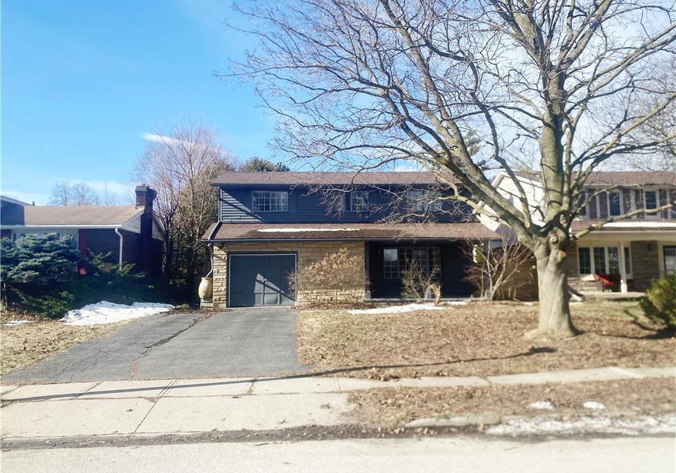 64-alderwood-crescent-cambridge-ontario-40806154
