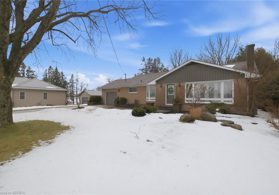 15-talbot-street-courtland-ontario-40806160