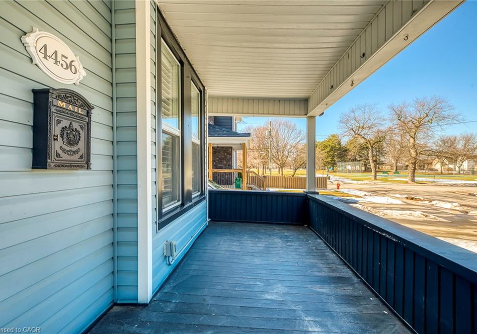 4456-ellis-street-niagara-falls-ontario-40806185