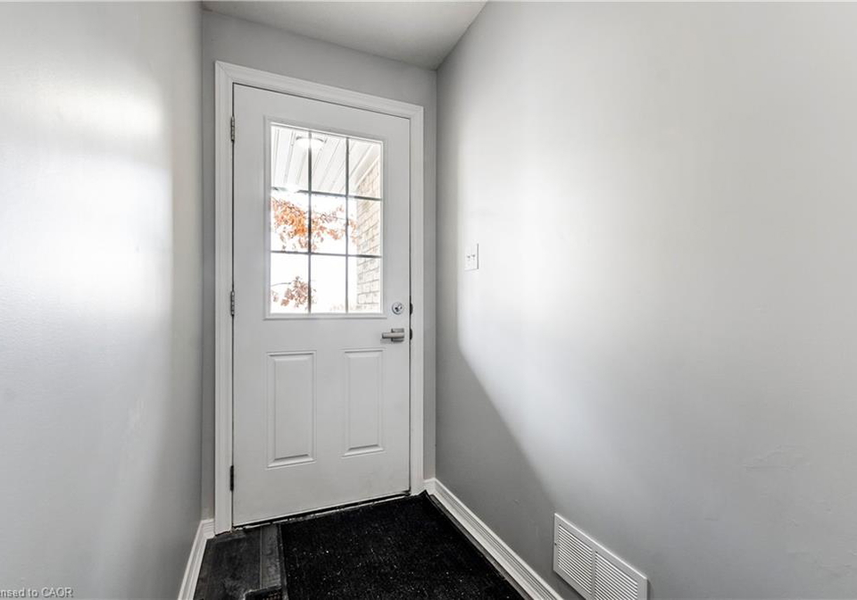 155-highland-crescent-waterloo-ontario-40806241