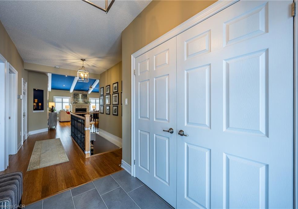 27-viking-lane-port-dover-ontario-40806305