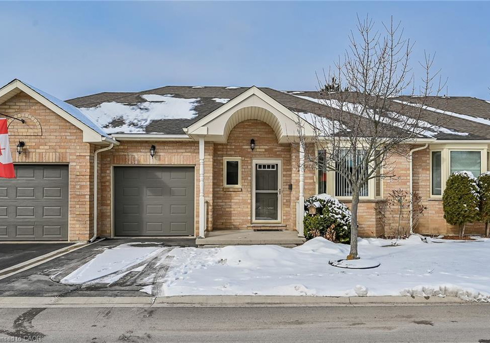 20-twentyplace-boulevard-mount-hope-ontario-40806316