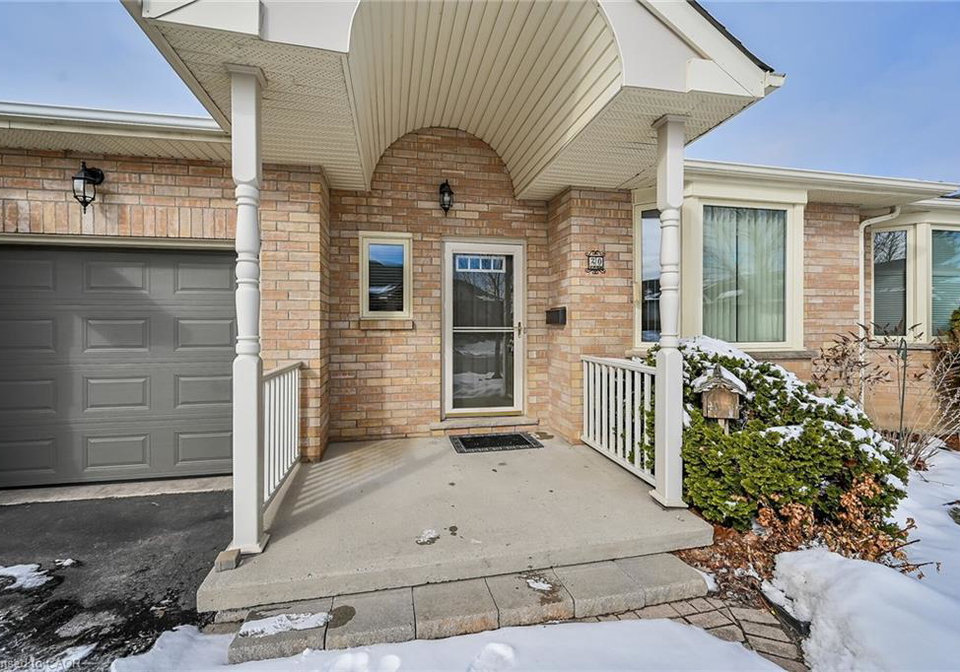 20-twentyplace-boulevard-mount-hope-ontario-40806316