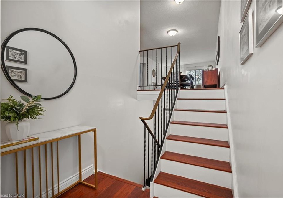 205-highland-crescent-kitchener-ontario-40806338