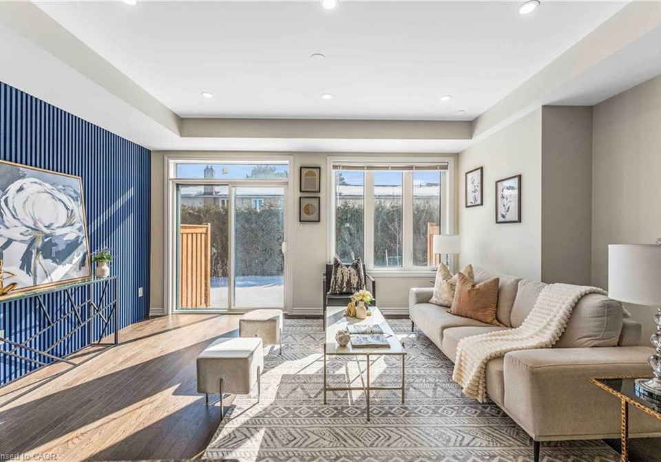 1426-oakmont-common-burlington-ontario-40806339