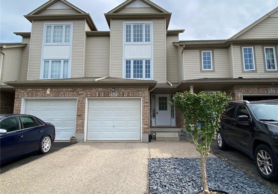 82-donnenwerth-drive-kitchener-ontario-40806371