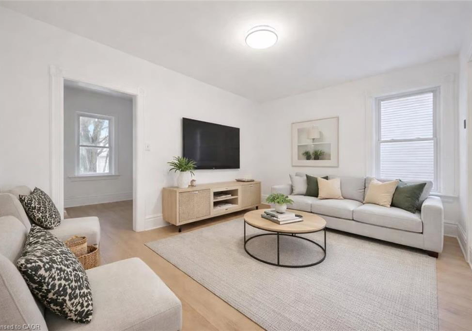 136-paisley-street-guelph-ontario-40806400