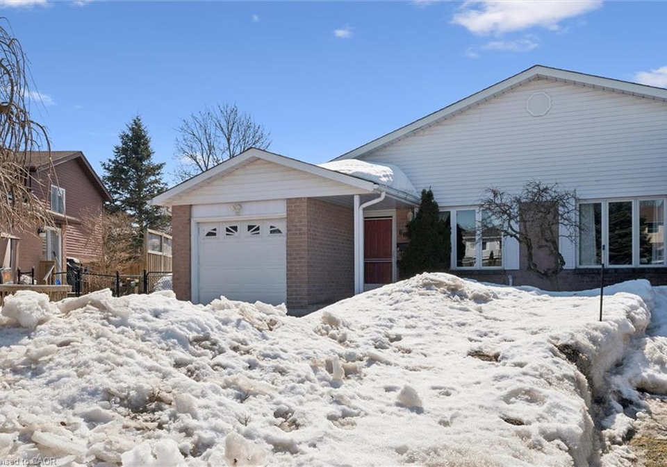 603-royal-beech-drive-waterloo-ontario-40806422