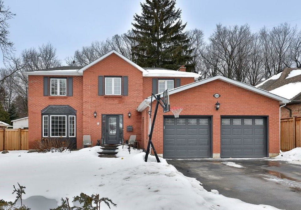 2016-headon-forest-drive-burlington-ontario-40806478
