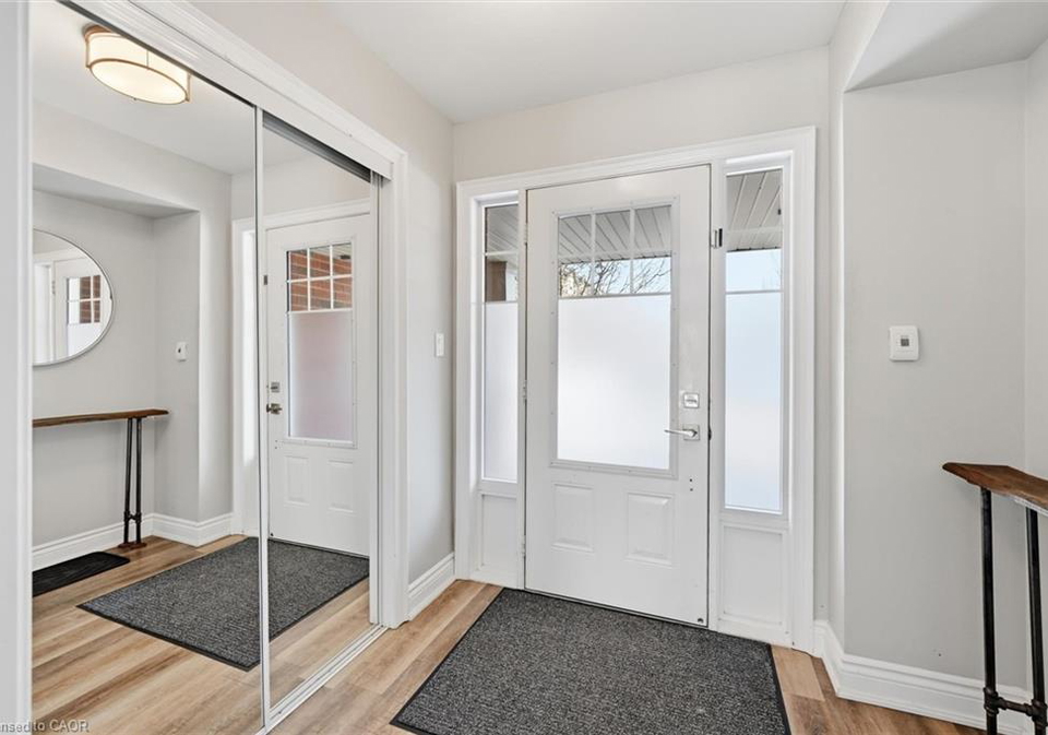3050-rotary-way-burlington-ontario-40806491