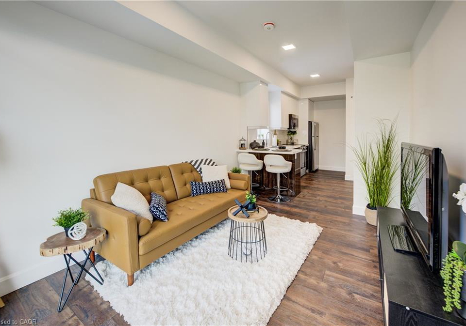 132-woolwich-street-kitchener-ontario-40806596