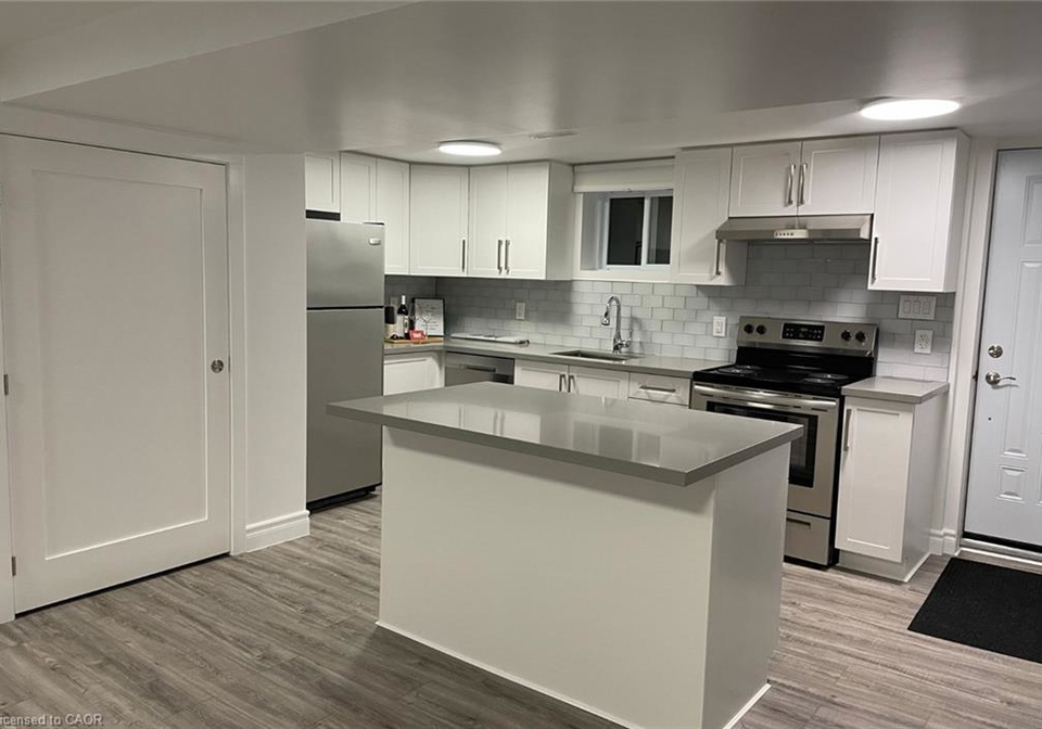 221-ascot-court-oshawa-ontario-40806616