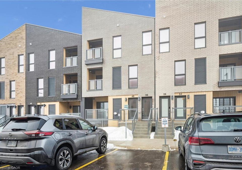 40-urbane-boulevard-kitchener-ontario-40806653