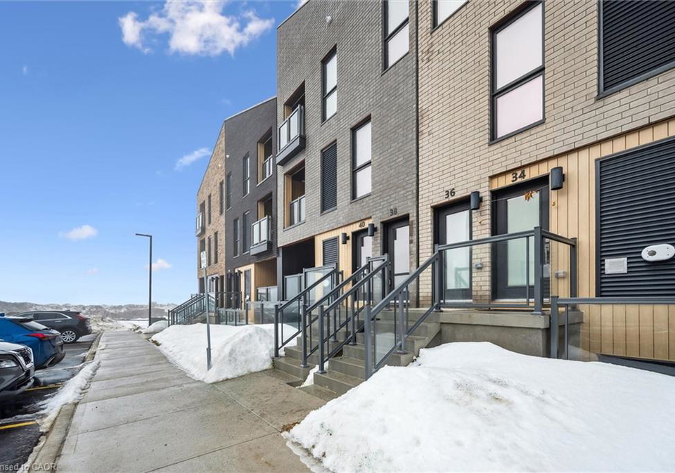 40-urbane-boulevard-kitchener-ontario-40806653
