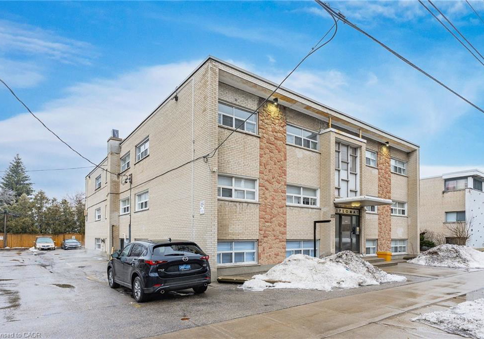 237-mohawk-road-e-hamilton-ontario-40806659