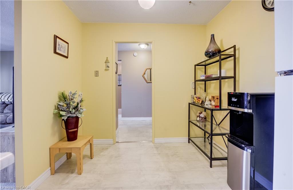 225-harvard-place-waterloo-ontario-40806679