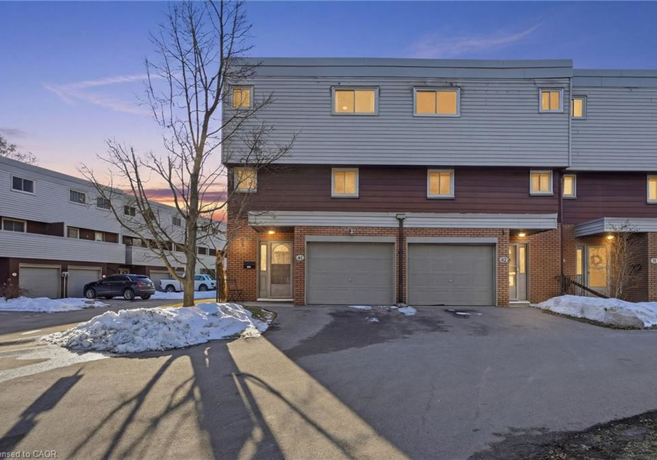 23-watsons-lane-dundas-ontario-40806728