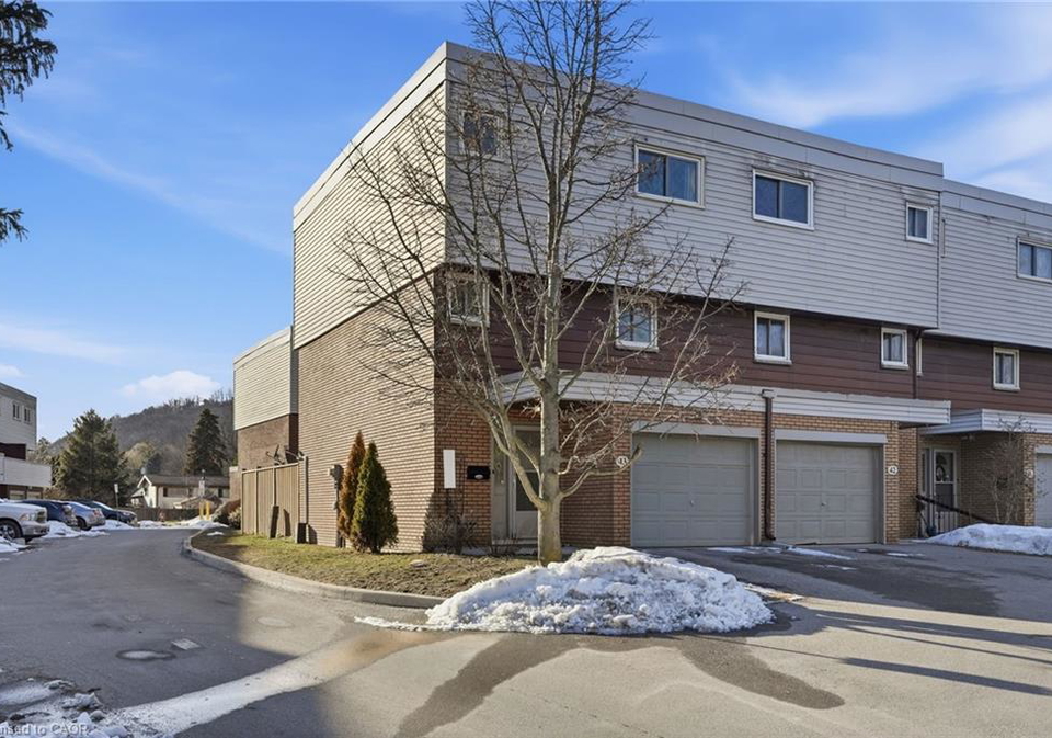 23-watsons-lane-dundas-ontario-40806728