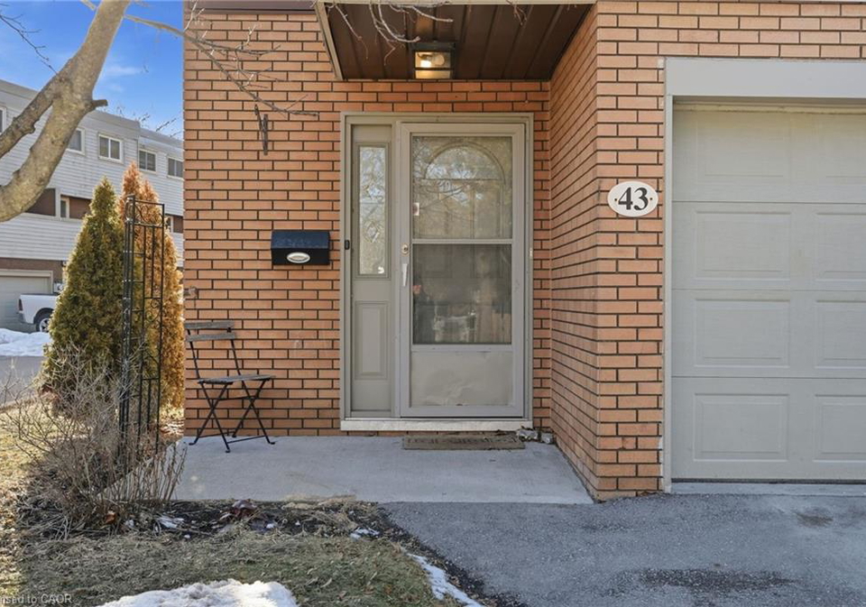 23-watsons-lane-dundas-ontario-40806728