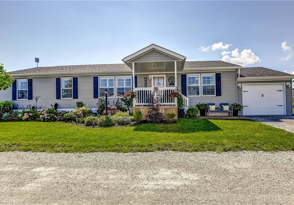 17-silver-aspen-drive-selkirk-ontario-40806731