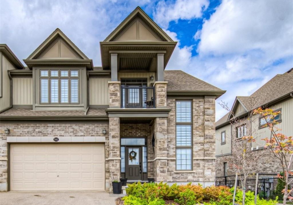 582-mayapple-street-waterloo-ontario-40806738