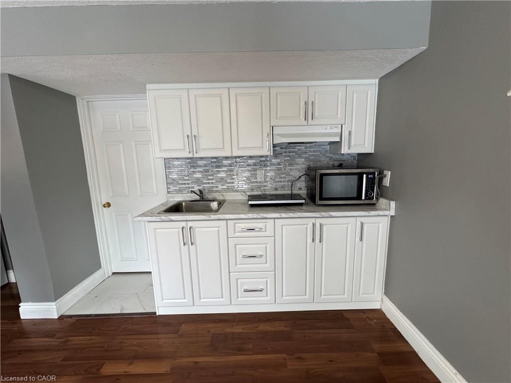 211-snowdrop-crescent-kitchener-ontario-40806744