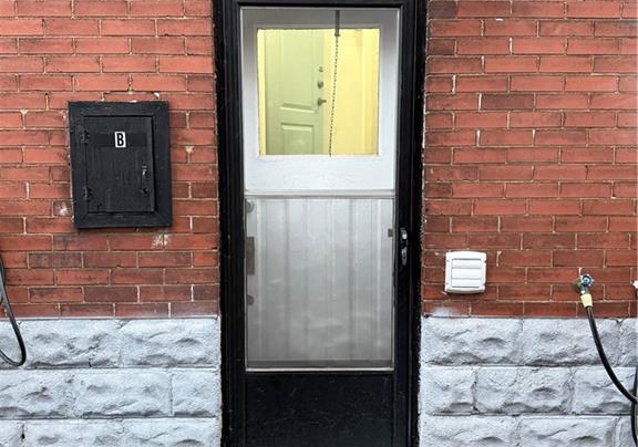 22-graham-avenue-n-hamilton-ontario-40806762