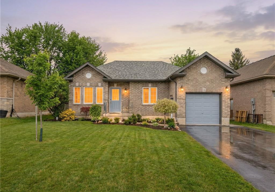 15-irving-drive-norwich-ontario-40806869