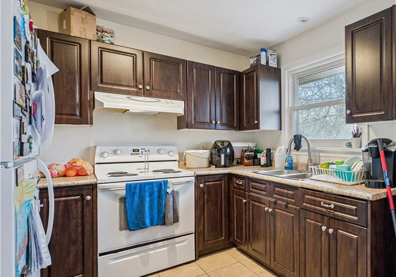 16-stephen-street-cambridge-ontario-40806881