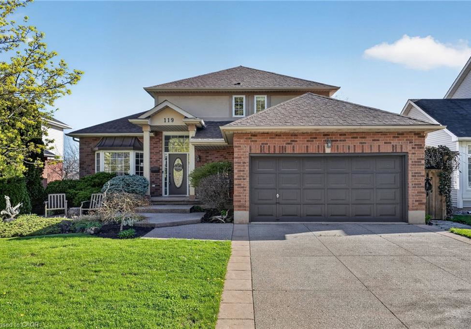 119-dorchester-drive-grimsby-ontario-40806885