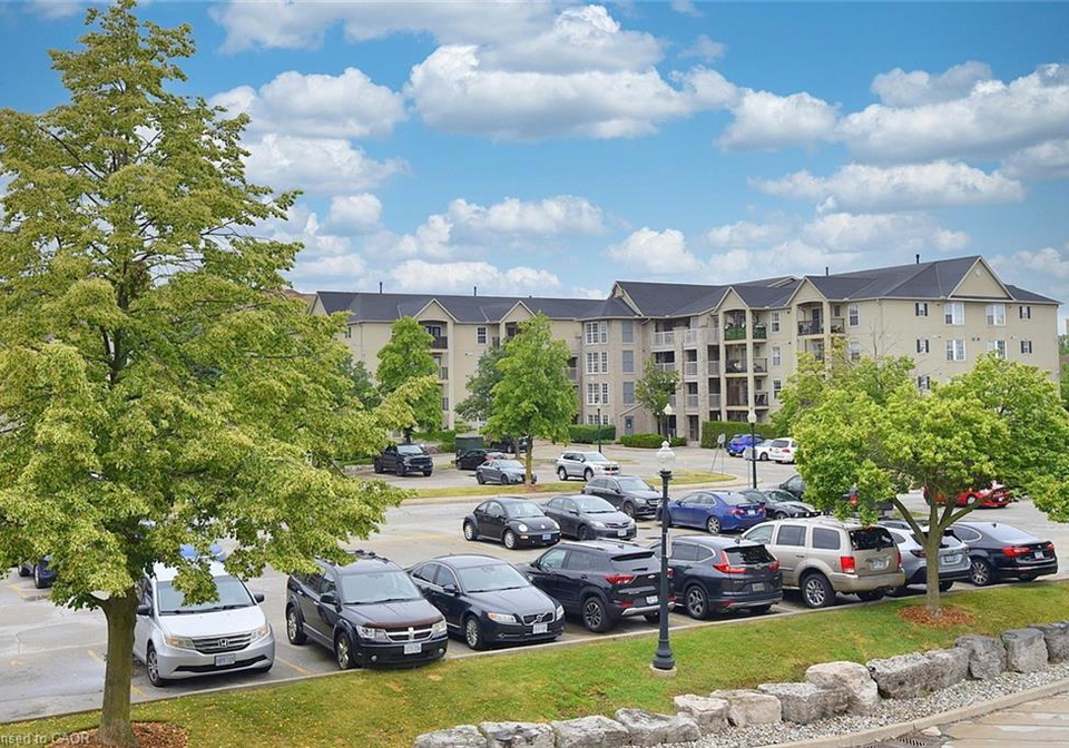1411-walkers-line-burlington-ontario-40806888